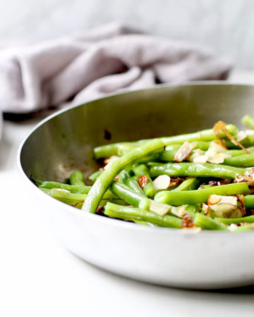 Green Beans Recipe in a Skillet