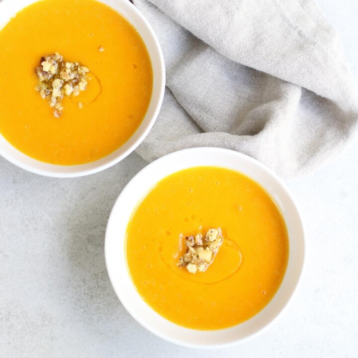 Easy Roasted Butternut Squash Soup