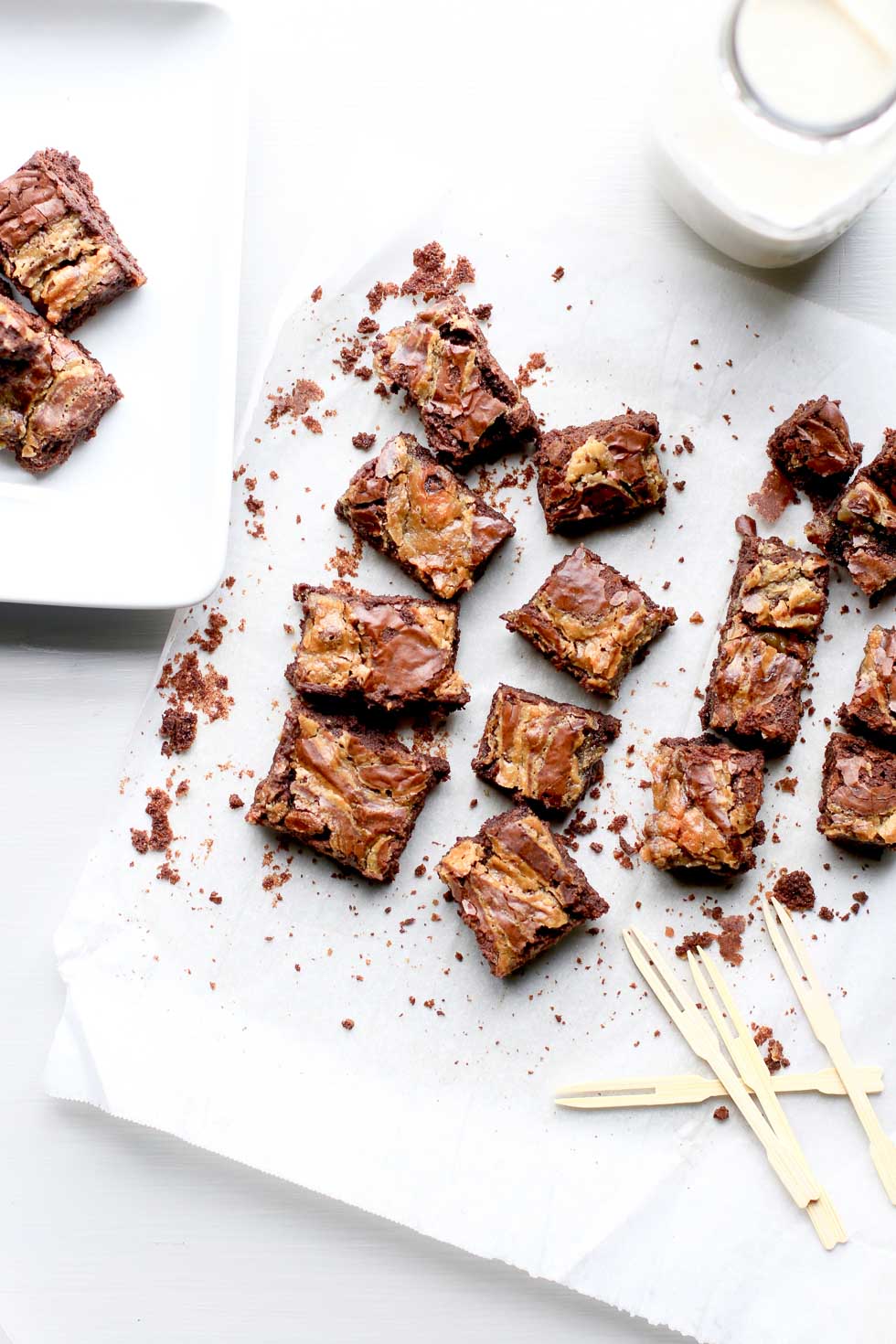 Flourless Tahini Swirl Brownie Bites with milk