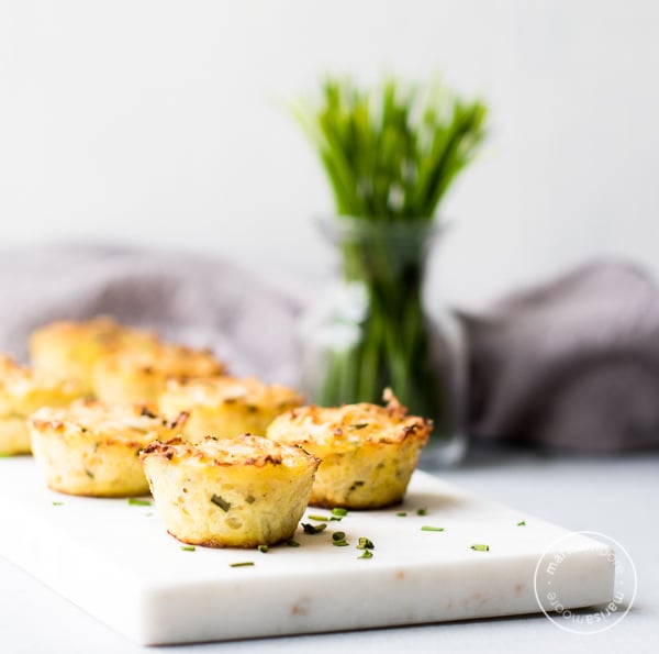 https://marisamoore.com/wp-content/uploads/2019/03/Cheddar-Cauliflower-Bites-Square-1.jpg