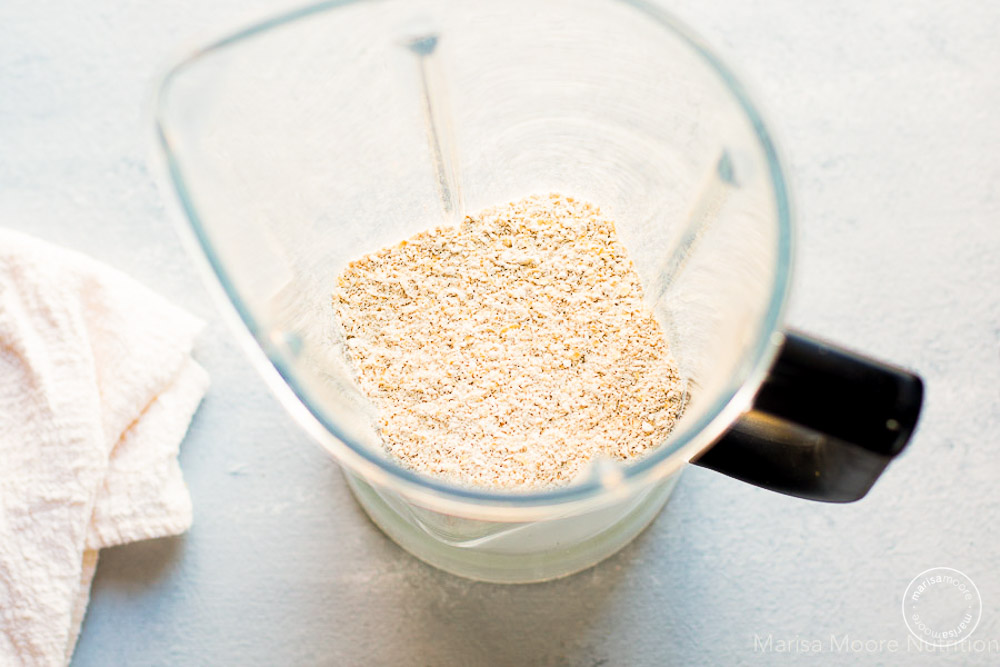 Ground oats in a blender