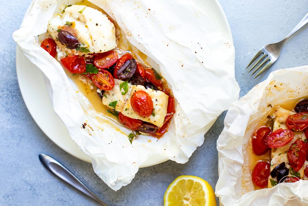 have you ever tried making fish in parchment? #easyrecipe #dinnerideas